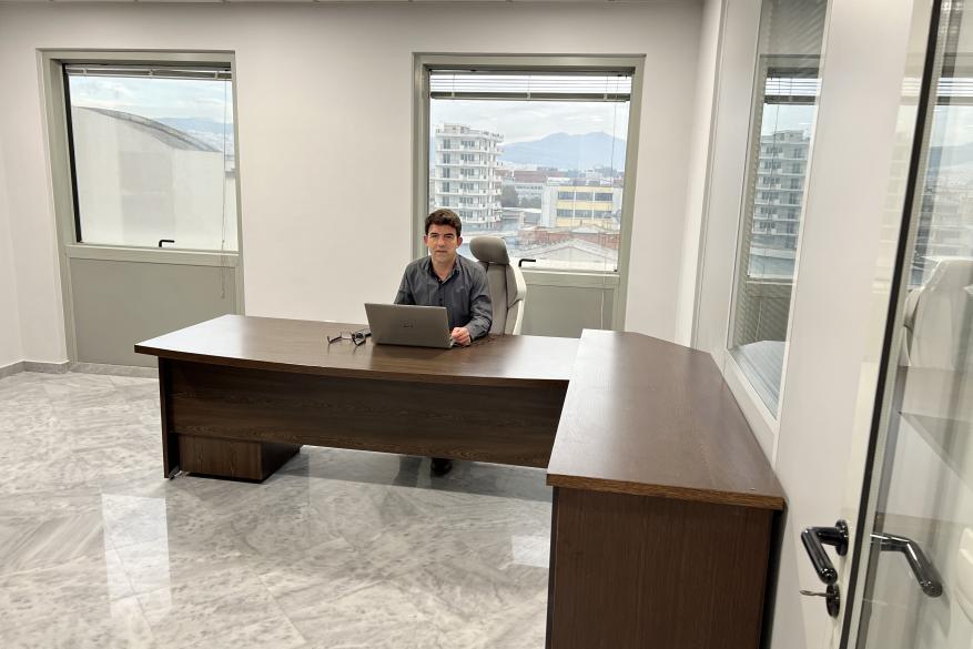 Nέα γραφεία Φωτό 1 Nέα γραφεία Φωτό 1