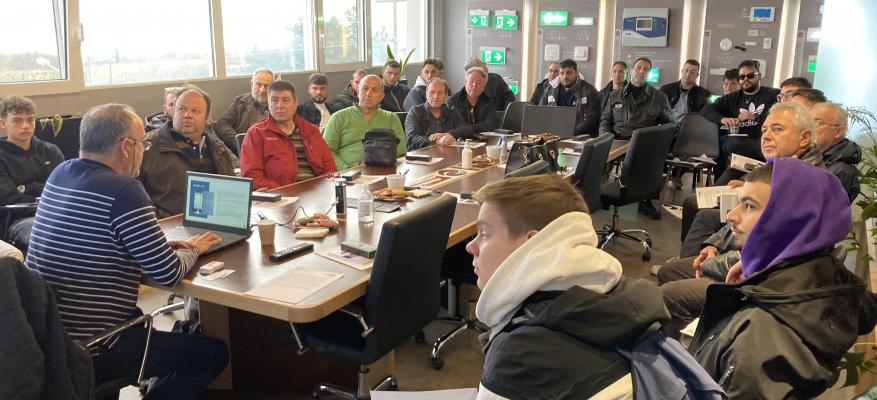 ΕΚΠΑΙΔΕΥΤΙΚΗ ΕΠΙΣΚΕΨΗ του ΣΕΗΜ στην OLYMPIA ELECTRONICS Α.Ε.